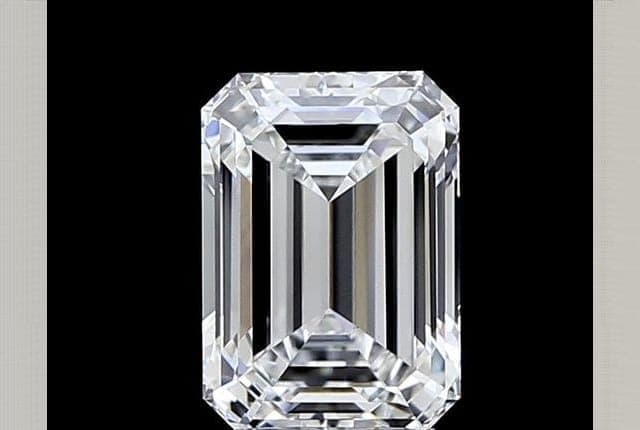 IGI | 3.53ct | Emerald | E | VS1 | Good