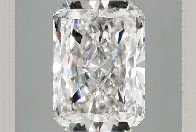 IGI | 2.99ct | Radiant | F | VS1 | Very Good
