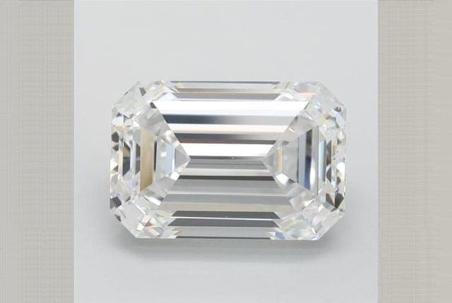 IGI | 2.8ct | Emerald | D | IF | Very Good