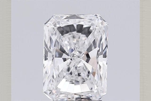 IGI | 3.73ct | Radiant | D | VVS2 | Excellent
