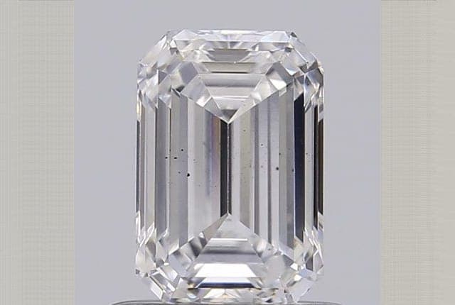 IGI | 0.77ct | Emerald | E | VS2 | Very Good