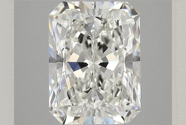 IGI | 2.57ct | Radiant | F | VVS2 | Very Good