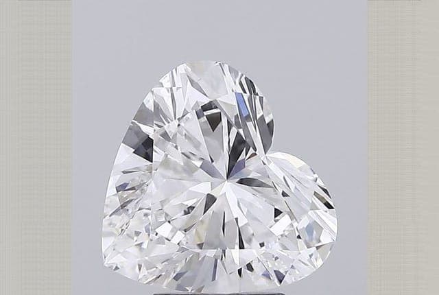 IGI | 3.8ct | Heart | E | VVS2 | Very Good