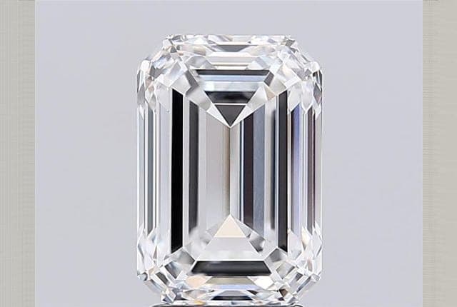 4.76ct | Emerald | E | VVS1 | Very Good