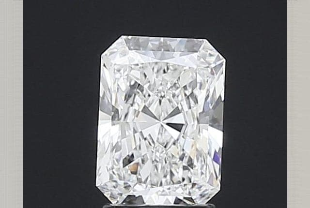 IGI | 2.19ct | Radiant | E | VVS2 | Very Good