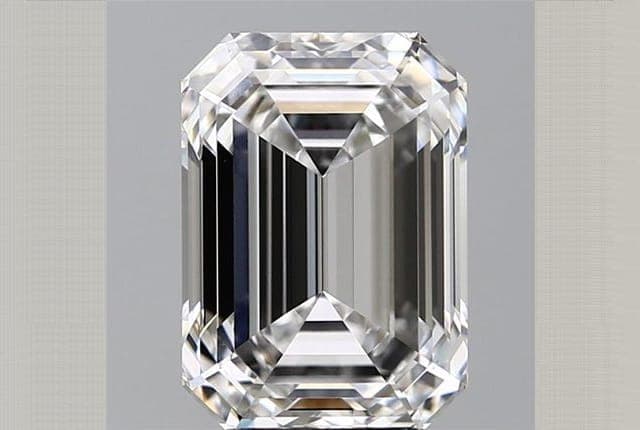 4.55ct | Emerald | D | VVS2 | Very Good