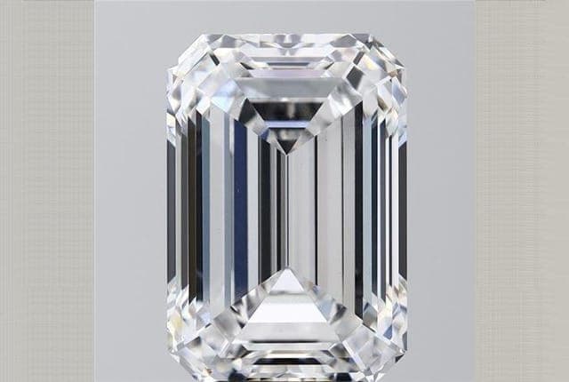 6.66ct | Emerald | D | VS1 | Very Good