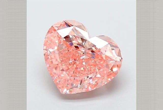 IGI | 7.01ct | Heart | FANCY | VS1 | Very Good