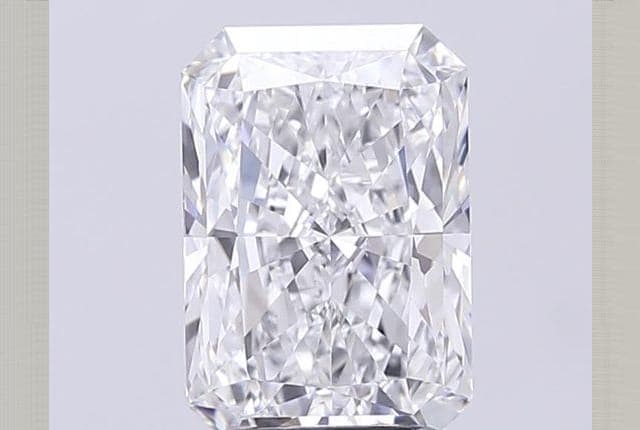 IGI | 3.26ct | Radiant | D | VS1 | Very Good