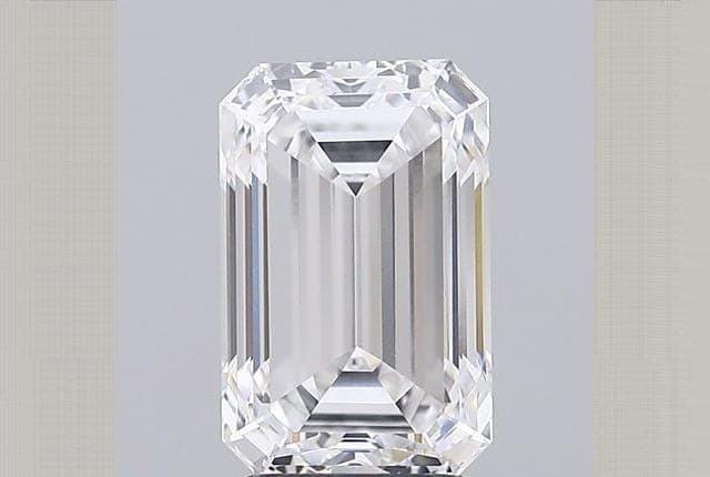 IGI | 2.74ct | Emerald | D | VVS2 | Good