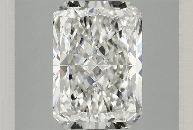 IGI | 3.68ct | Radiant | F | VS1 | Very Good