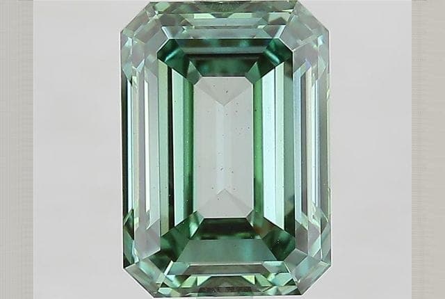 IGI | 4.83ct | Emerald | FANCY | VS1 | Very Good