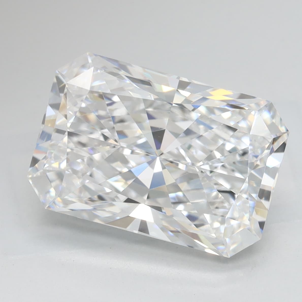 IGI | 3.8ct | Radiant | D | IF | Excellent