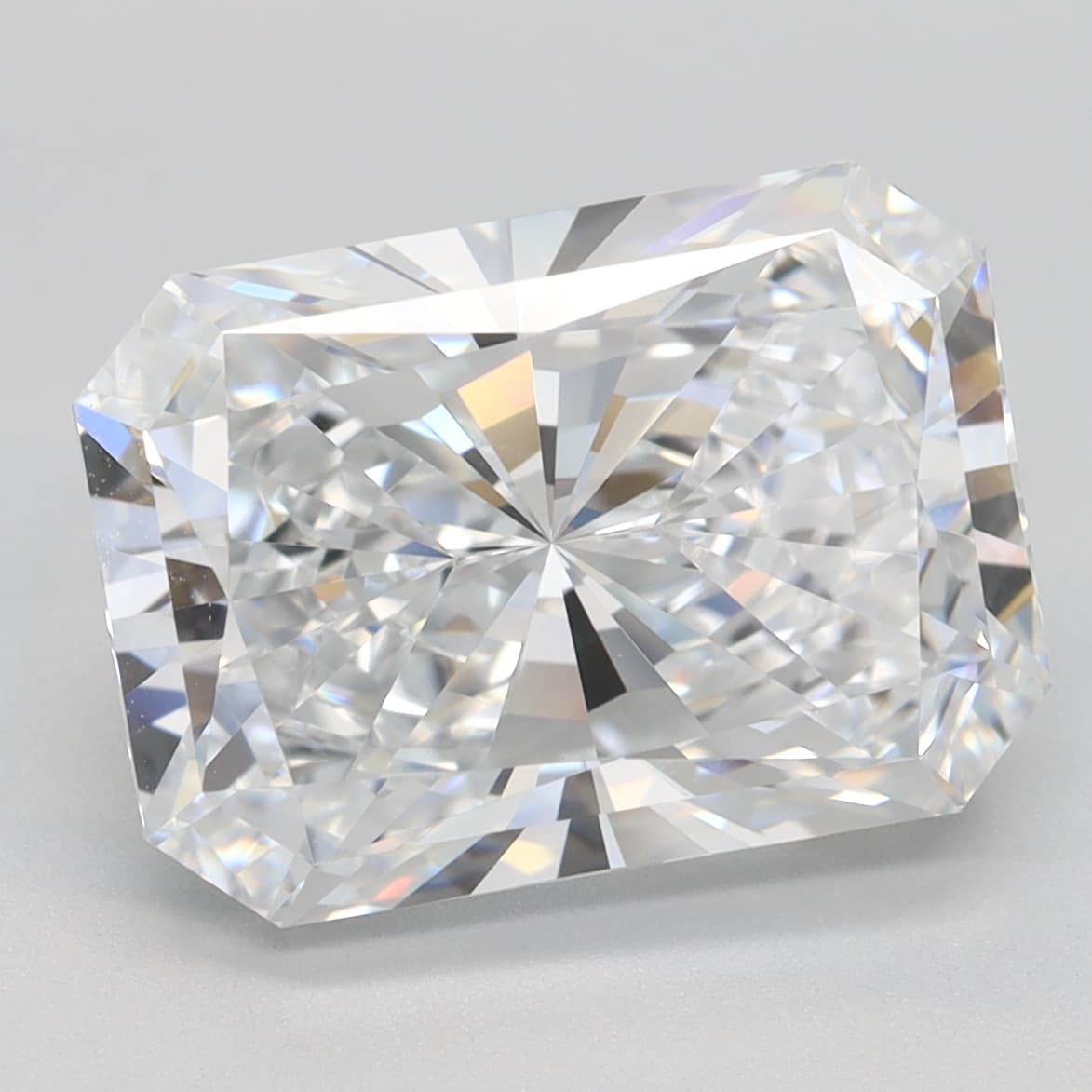 GIA | 5.3ct | Radiant | D | VVS1 | Ideal
