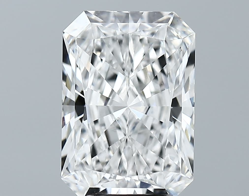 4.18ct | Radiant | E | VS1 | Excellent