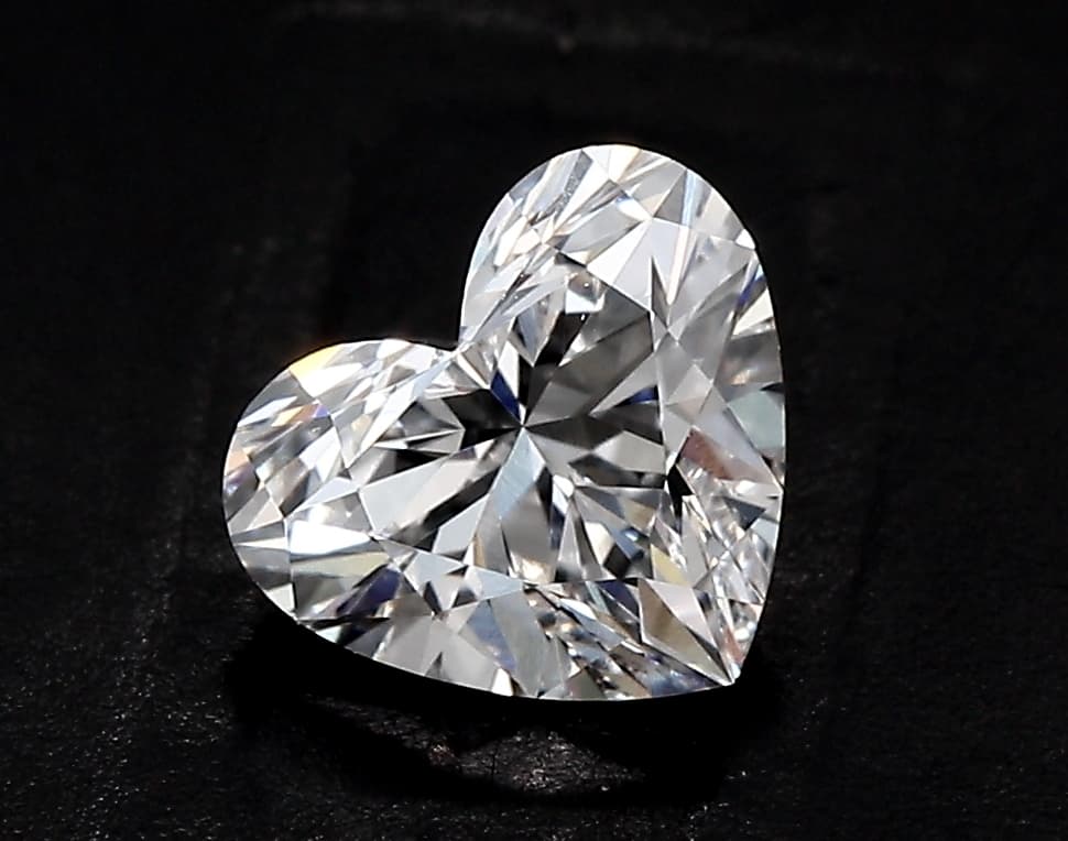 3.55ct | Heart | D | VVS1 | Very Good