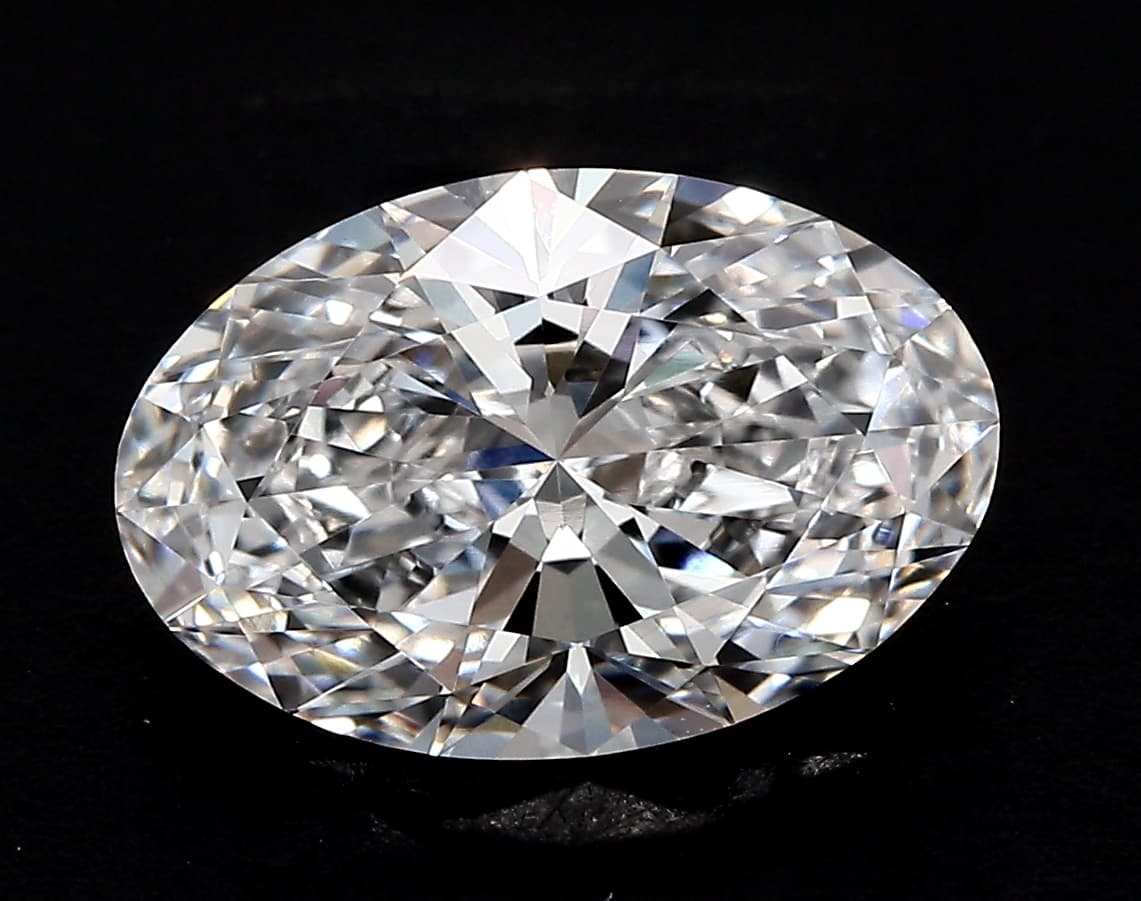 IGI | 3.41ct | Oval | E | VS1 | Excellent
