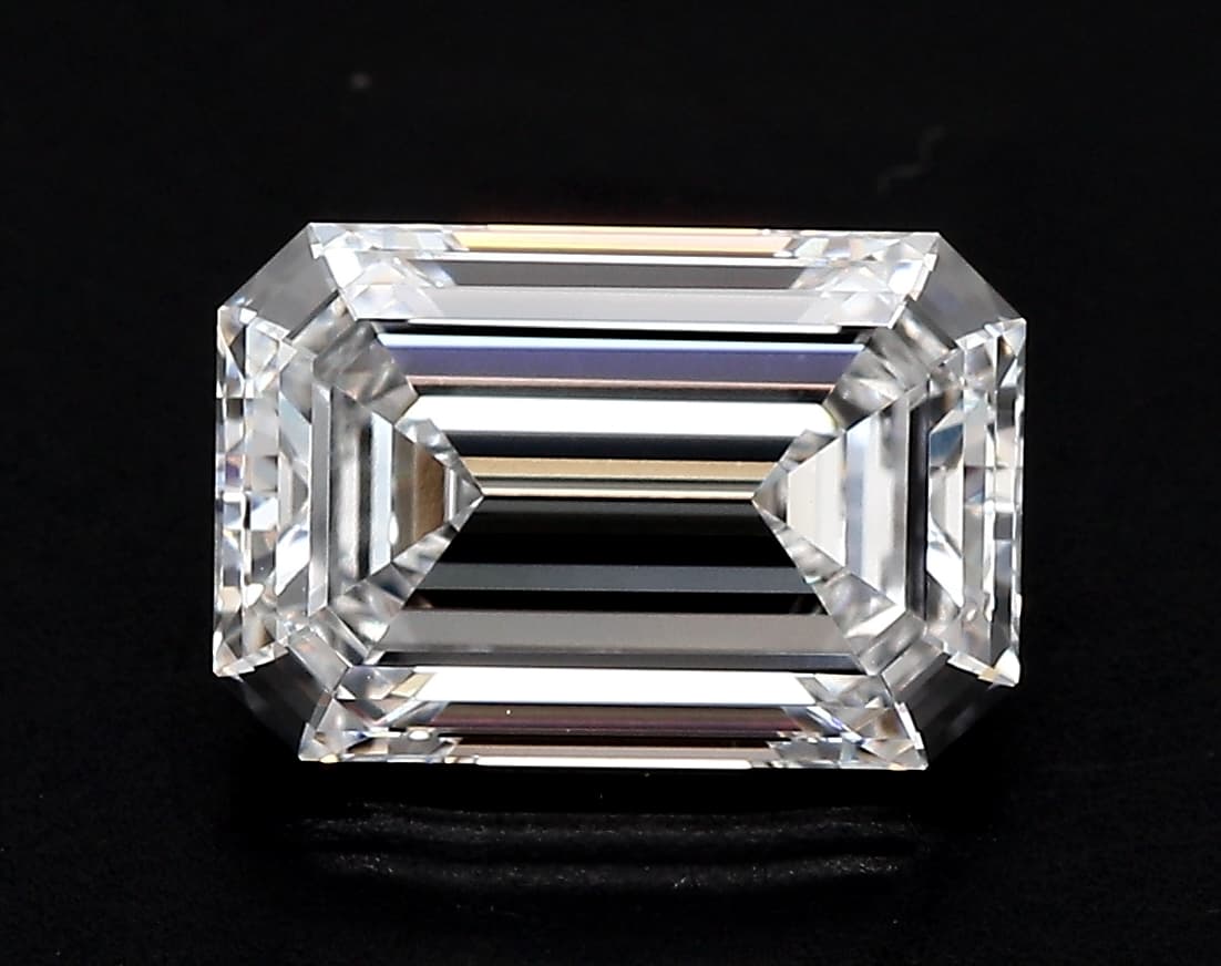 15.13ct | Emerald | F | VS1 | Very Good