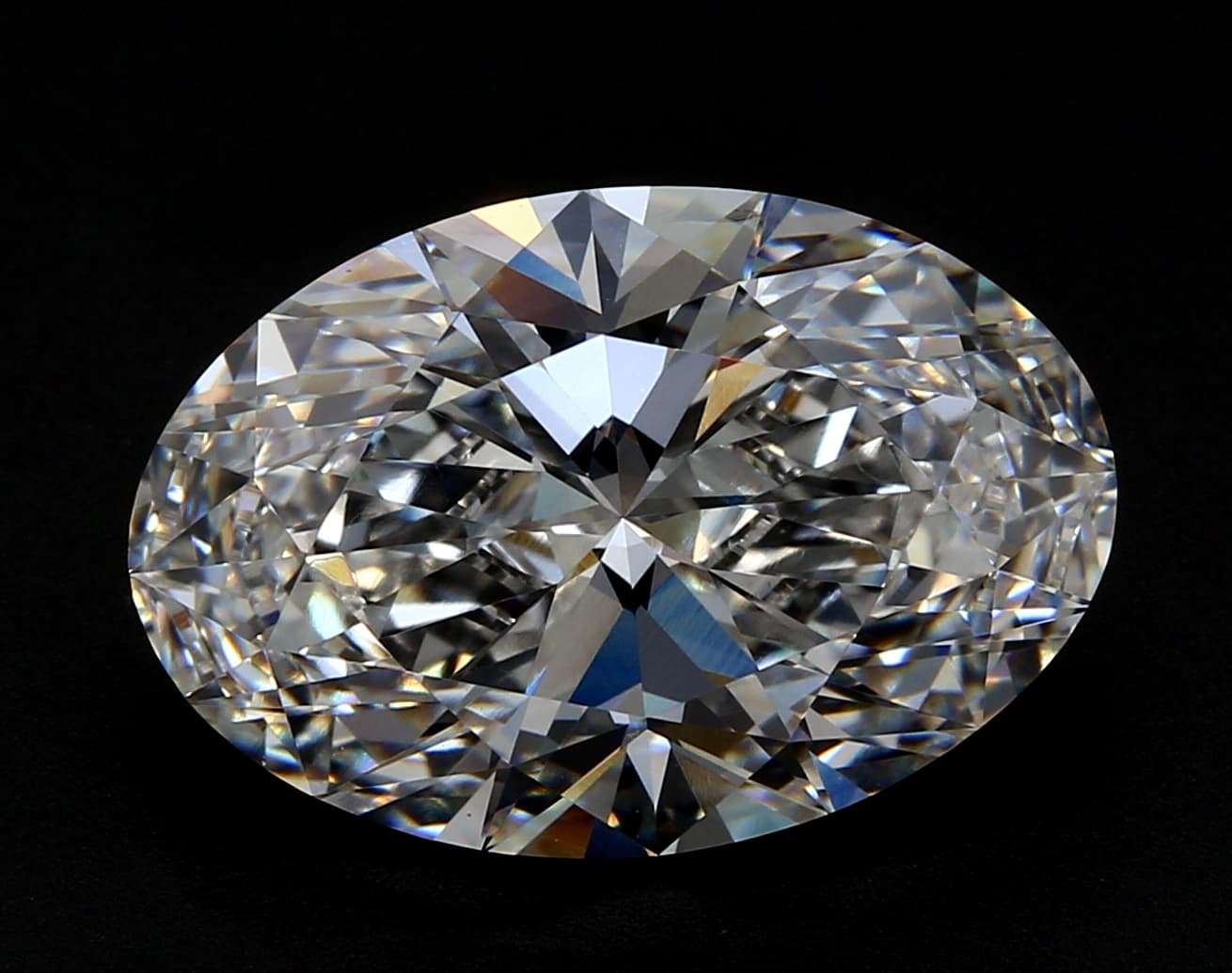 2.04ct | Oval | F | VS1 | Very Good