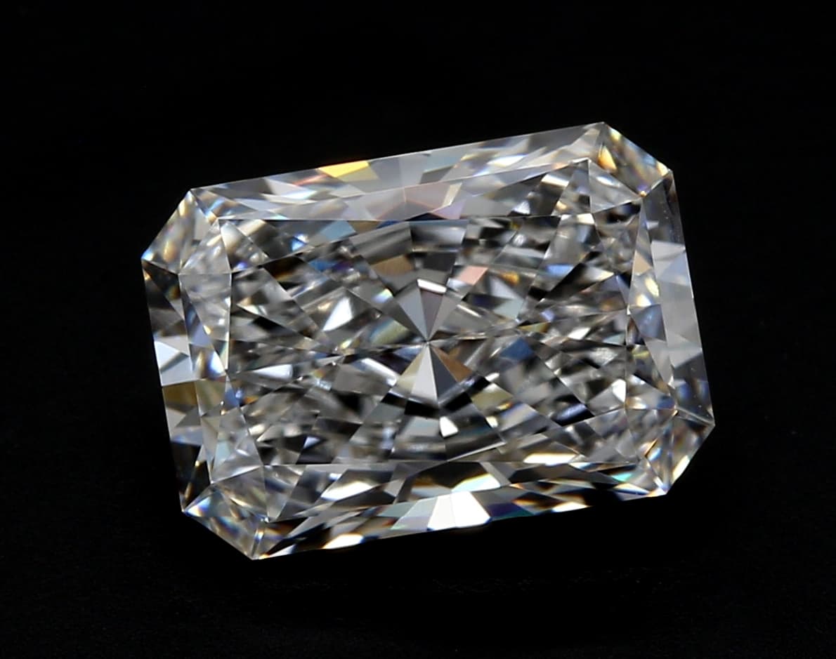 IGI | 5.51ct | Radiant | F | VS1 | Excellent