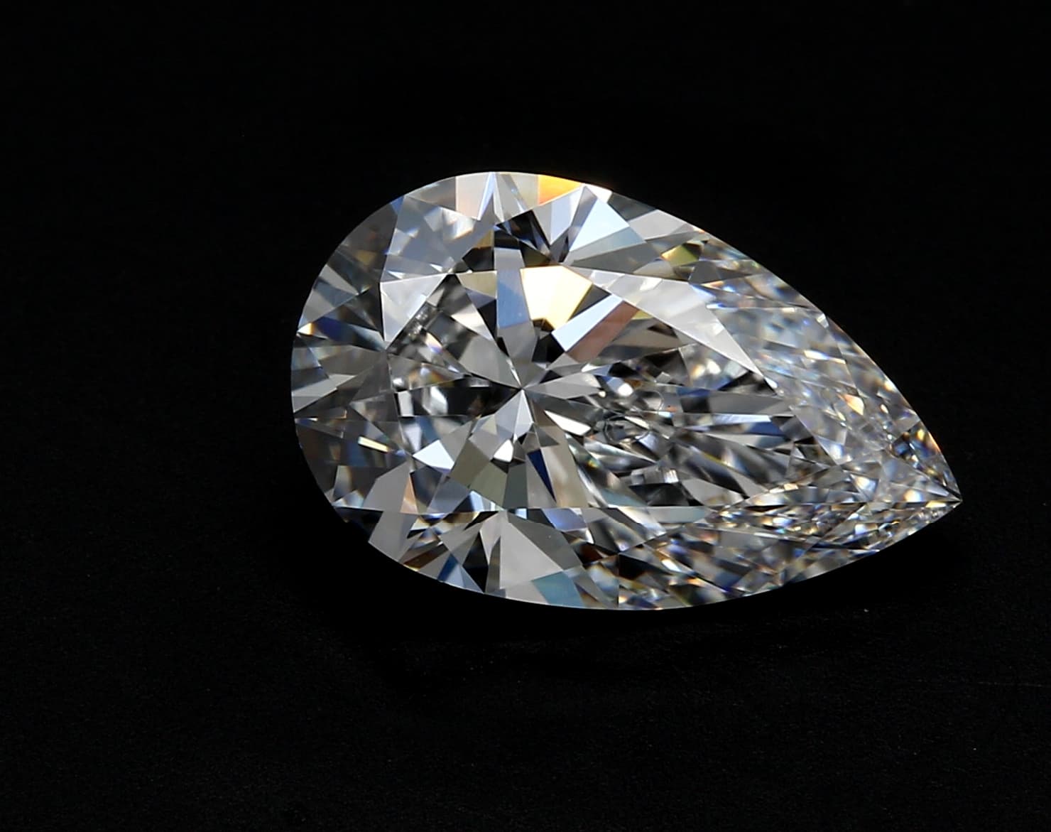 2.75ct | Pear | E | VVS2 | Excellent