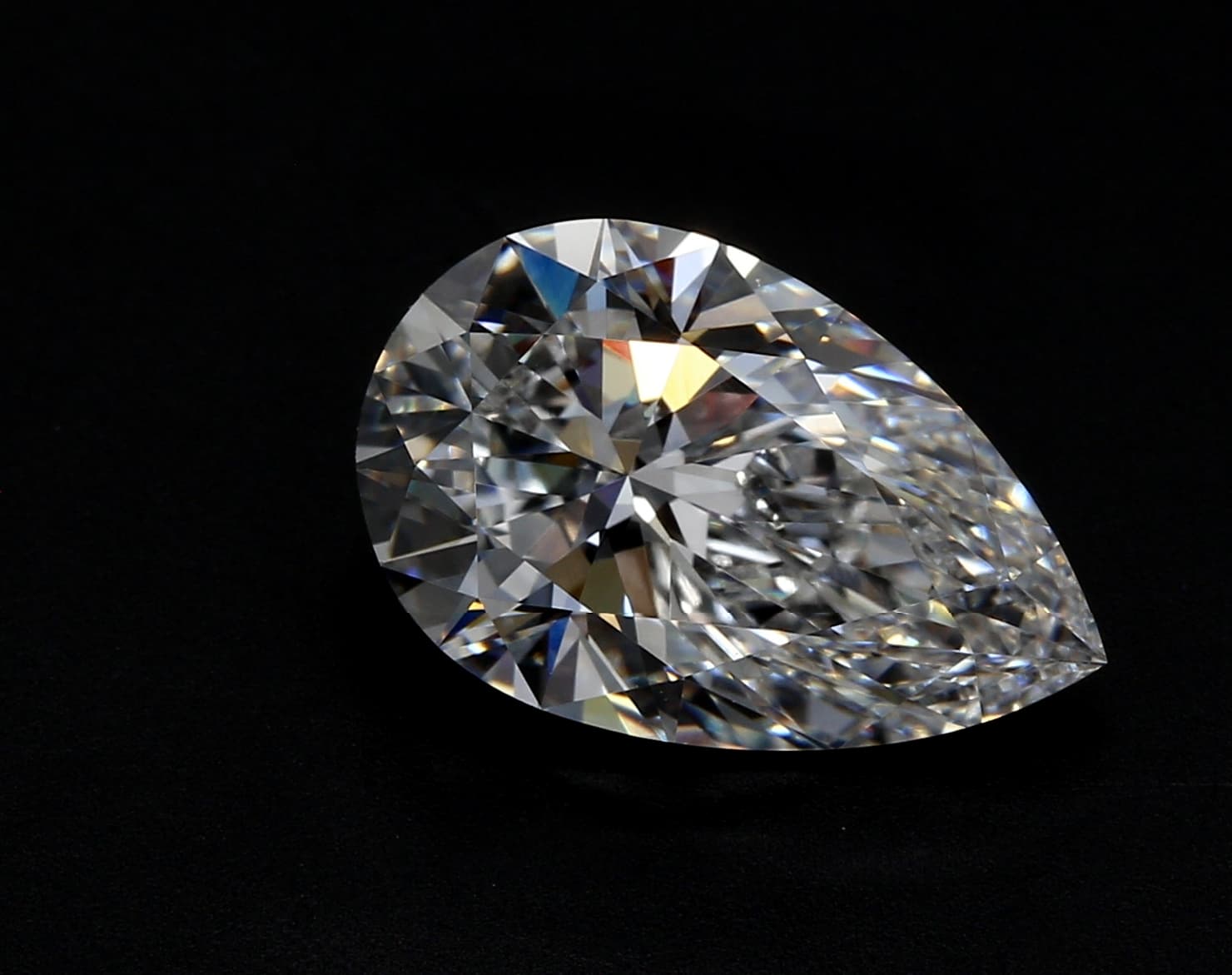 IGI | 10.12ct | Pear | F | VVS2 | Ideal