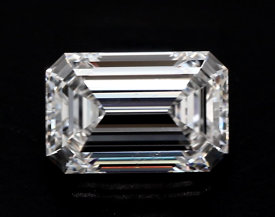 3.86ct | Emerald | E | IF | Excellent