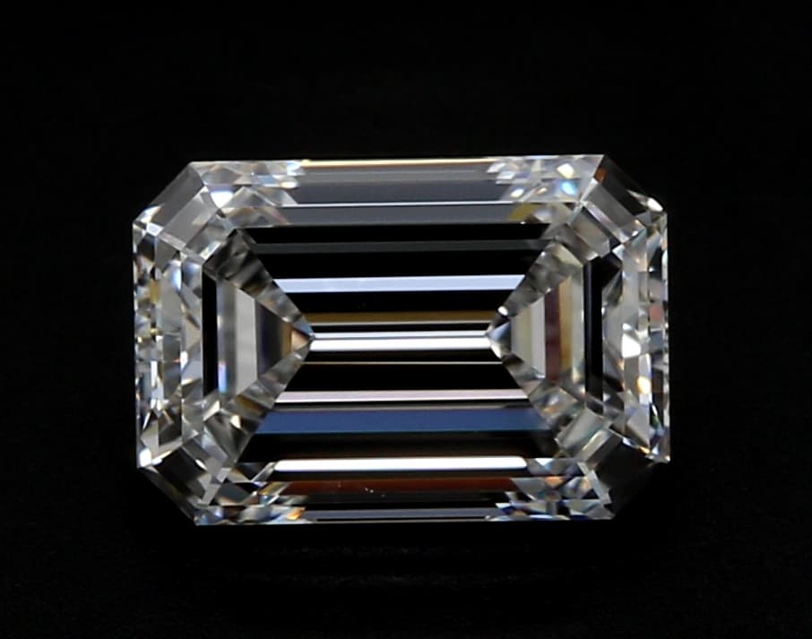 3.37ct | Emerald | D | VVS1 | Excellent