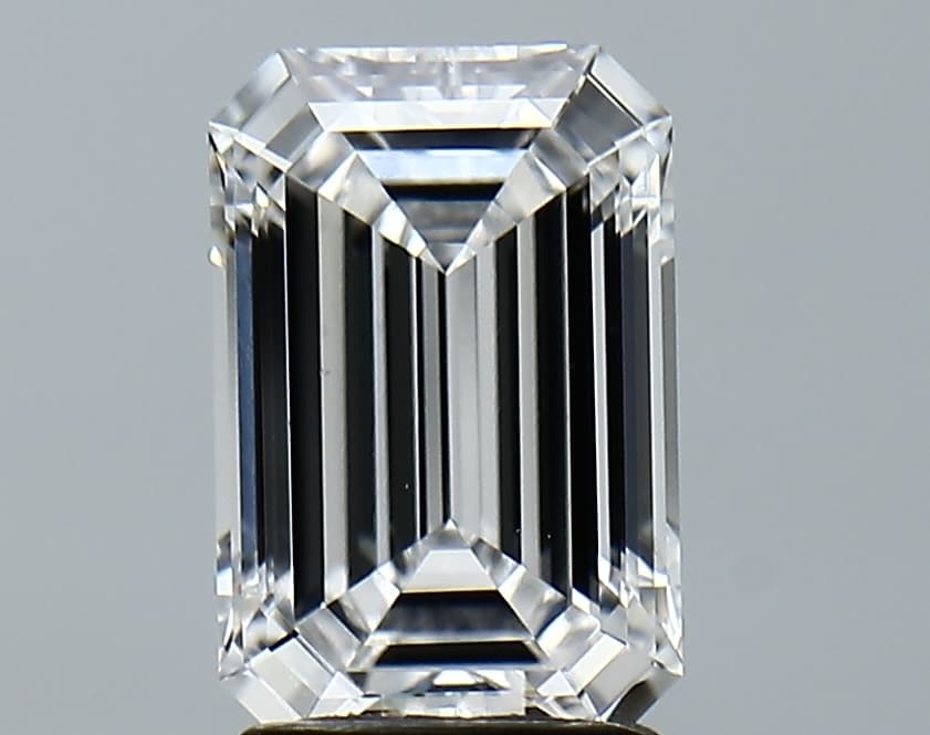 GIA | 2.11ct | Emerald | E | VS1 | Ideal