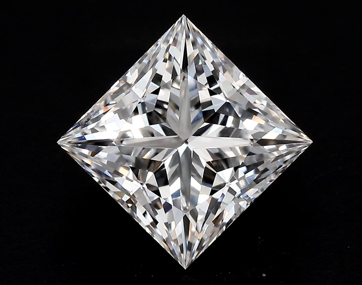 IGI | 3.4ct | Princess | F | VVS2 | Excellent