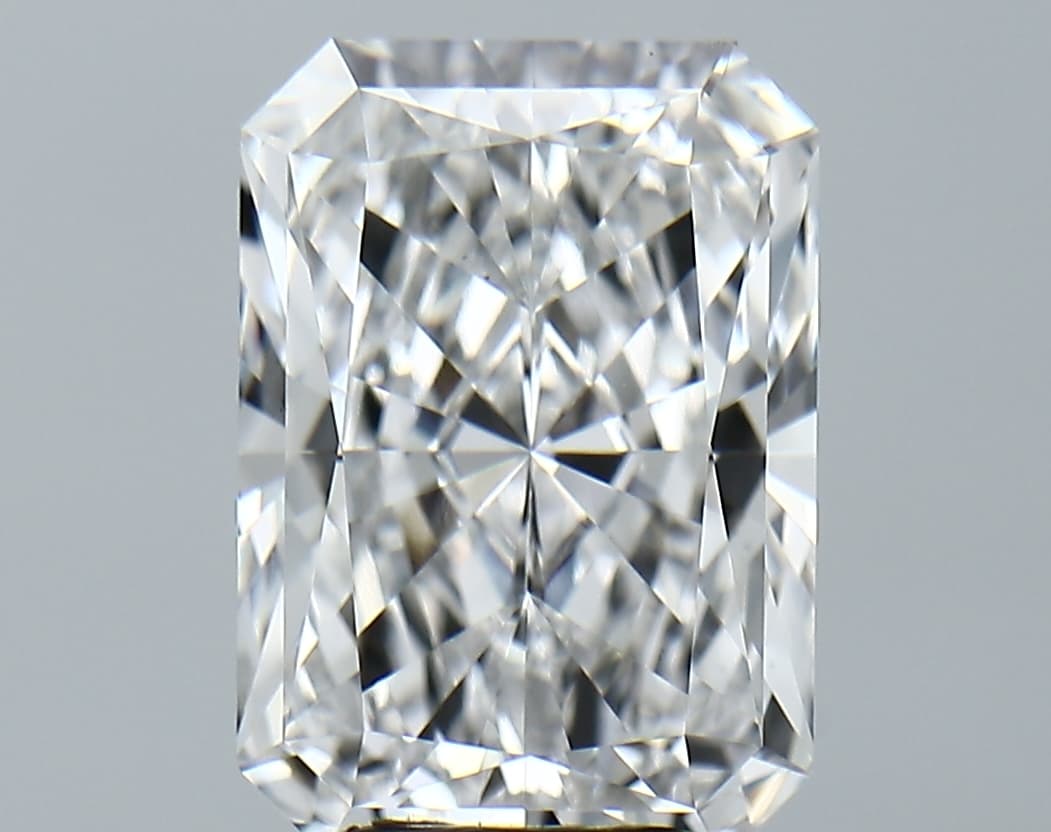 GIA | 5.29ct | Radiant | E | VS1 | Ideal