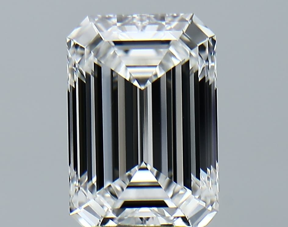 IGI | 3.61ct | Emerald | E | VVS2 | Excellent