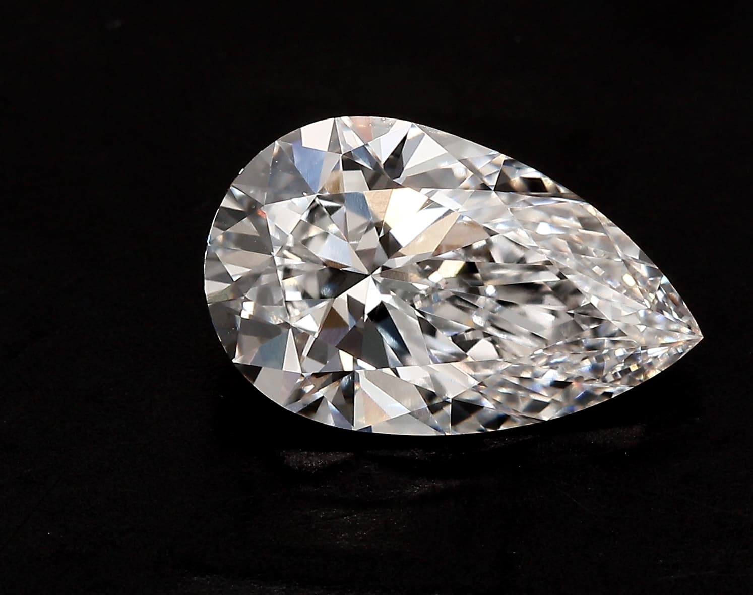 IGI | 2.13ct | Pear | E | VS1 | Excellent
