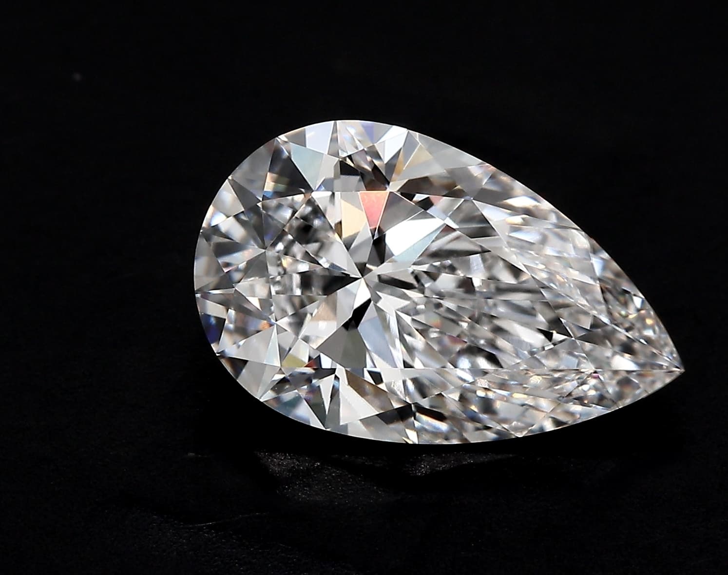 3.74ct | Pear | F | IF | Very Good