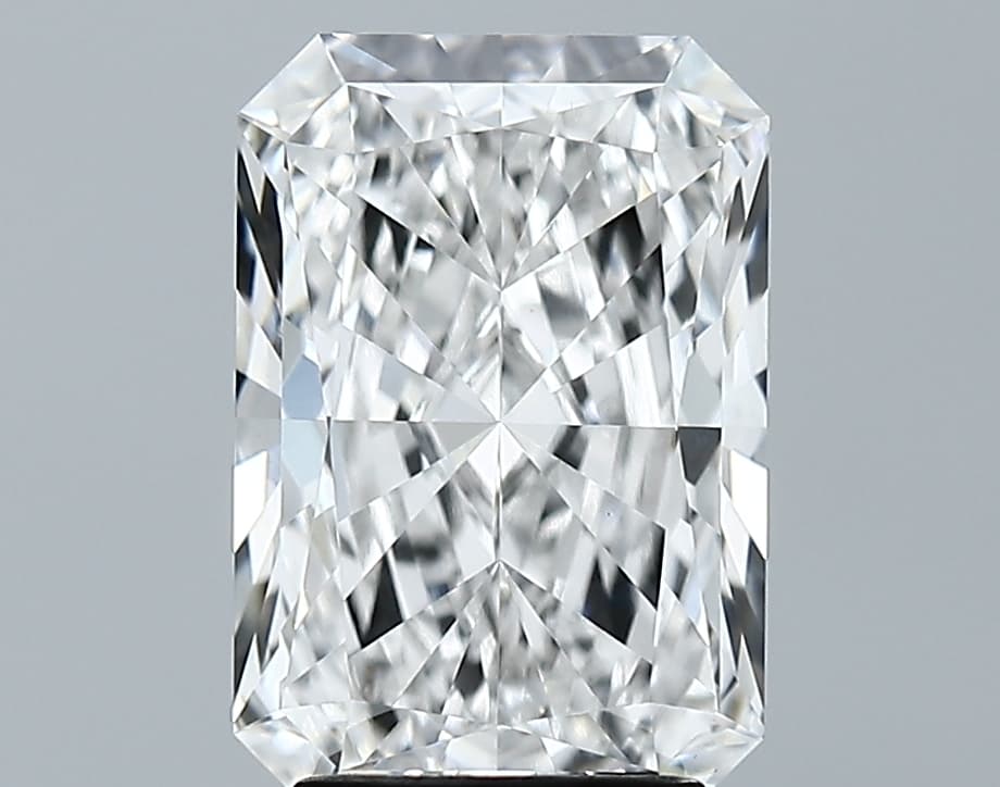 GIA | 3.21ct | Radiant | E | VVS2 | Excellent