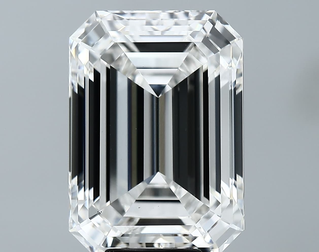 IGI | 9.64ct | Emerald | F | VS1 | Ideal