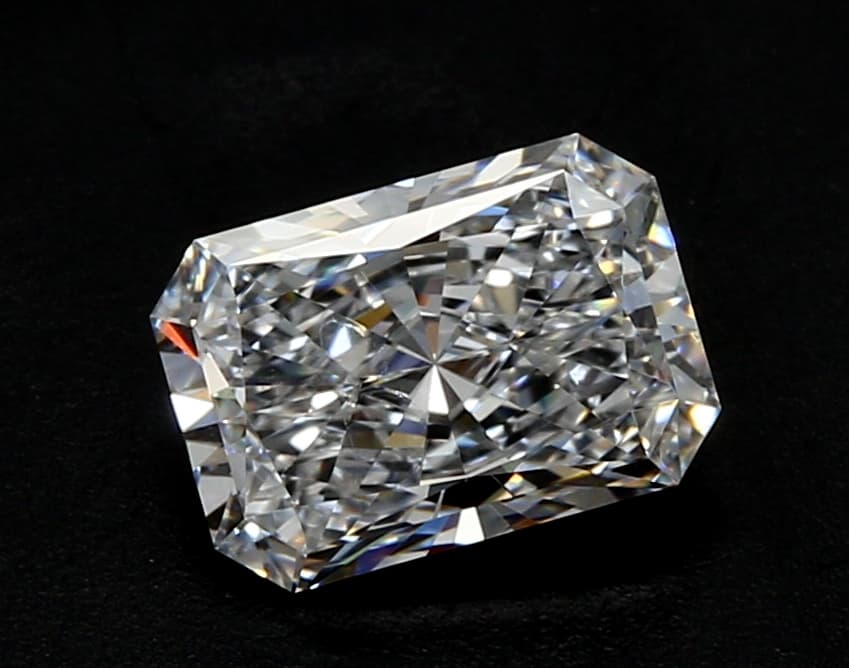4.55ct | Radiant | F | VS1 | Very Good