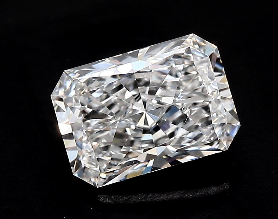 IGI | 3.51ct | Radiant | E | VS1 | Excellent