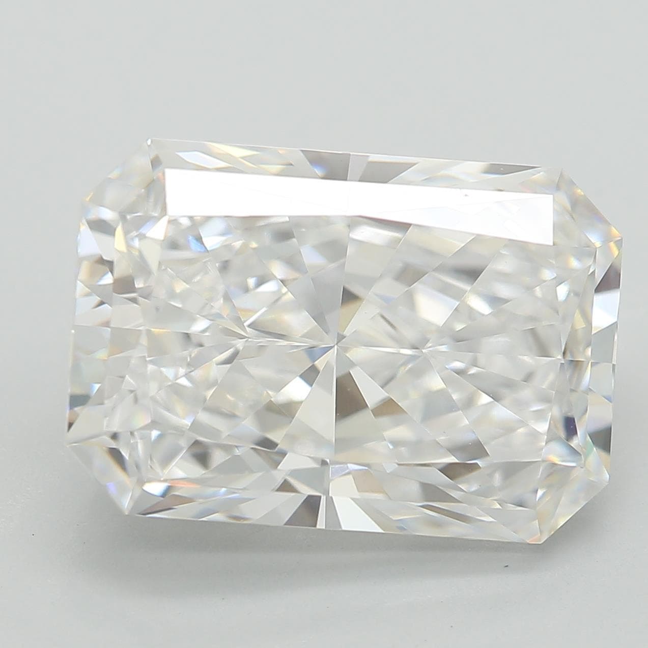 4.29ct | Radiant | E | VVS2 | Excellent