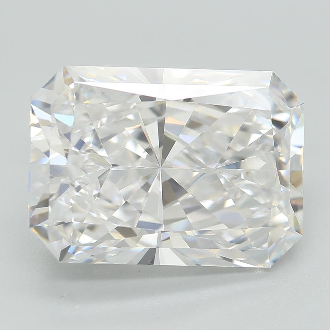 4.19ct | Radiant | E | VVS2 | Ideal