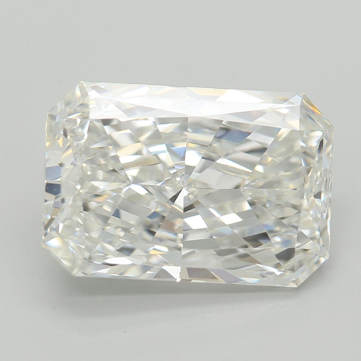 5.05ct | Radiant | E | VVS2 | Very Good