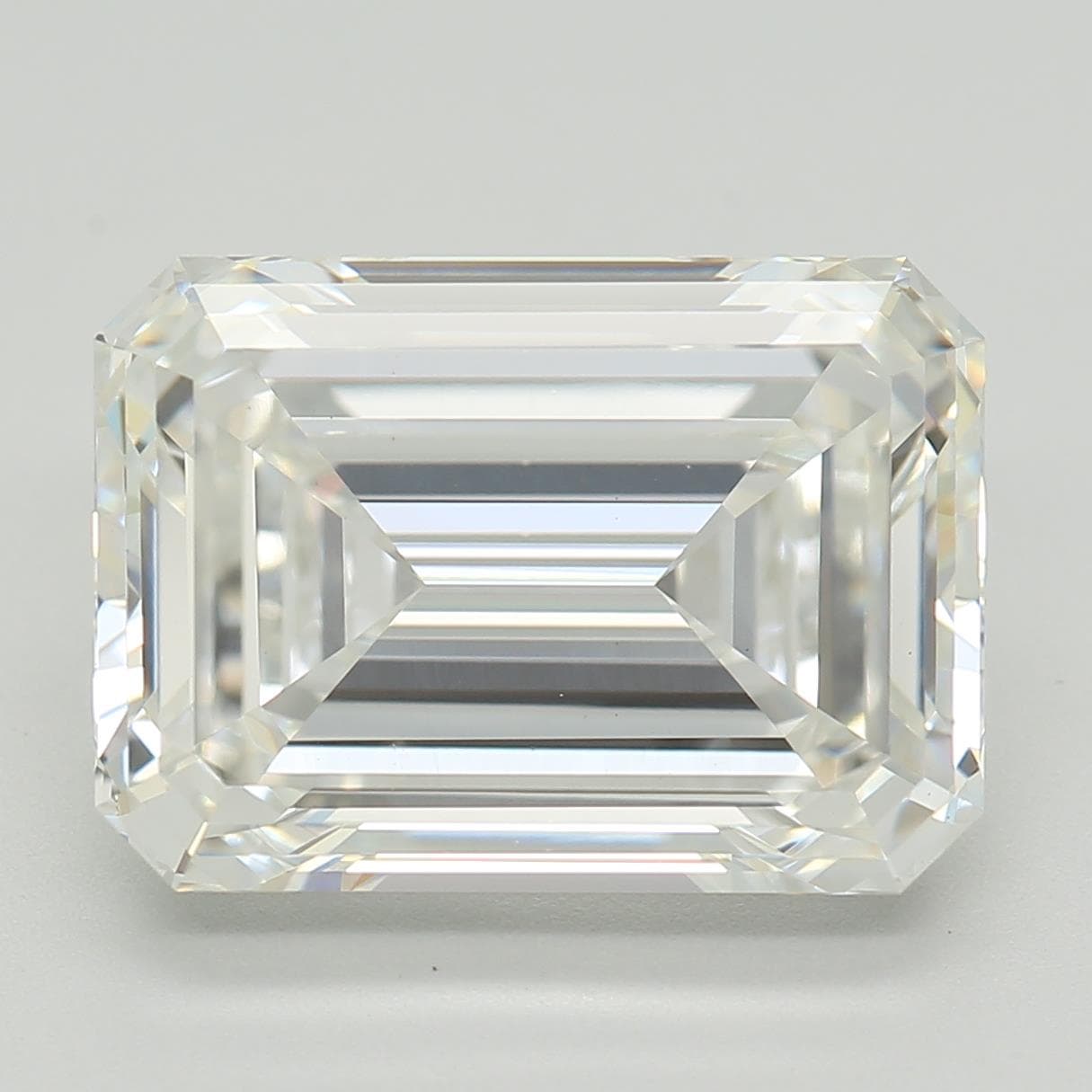 3.75ct | Emerald | F | VVS2 | Very Good