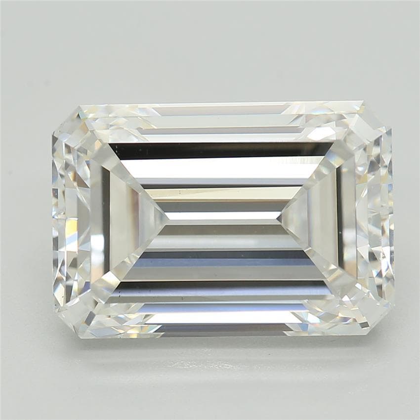 IGI | 4.3ct | Emerald | E | VS1 | Very Good