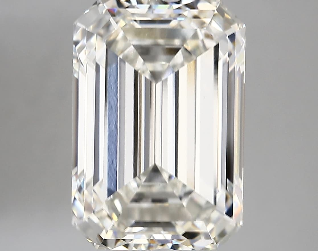 IGI | 6.26ct | Emerald | G | VS1 | Excellent