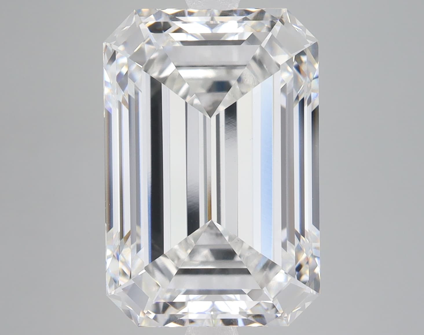 IGI | 9.1ct | Emerald | F | VS1 | Excellent