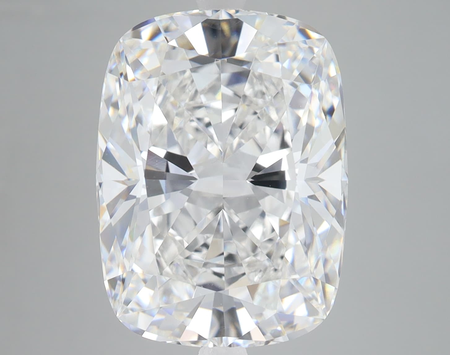 9ct | Cushion | E | VVS2 | Ideal