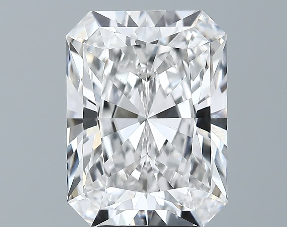 GIA | 4.61ct | Radiant | F | VVS2 | Ideal