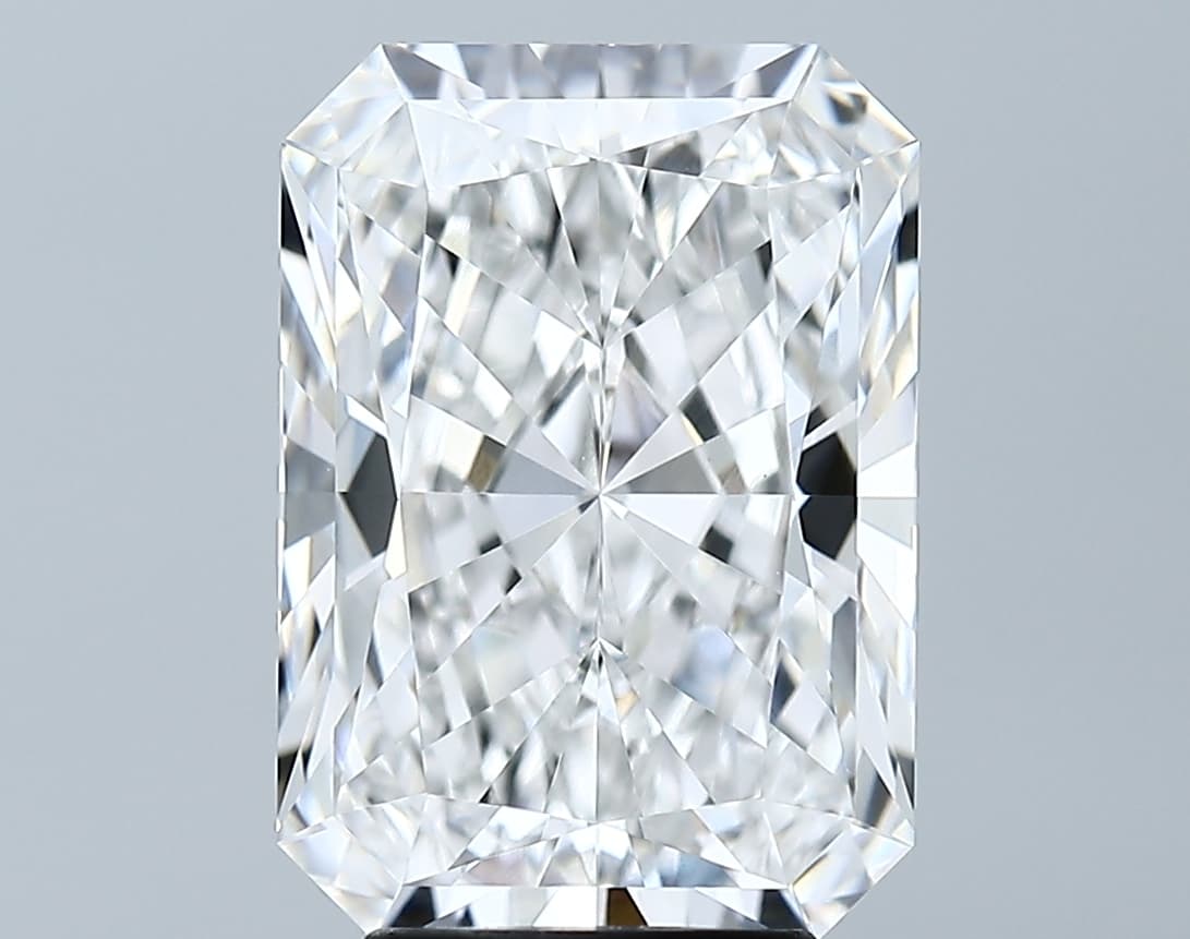 GIA | 4.62ct | Radiant | E | VS1 | Ideal