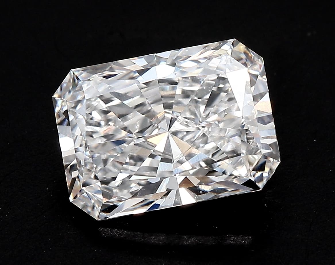 1.06ct | Radiant | E | VVS1 | Excellent