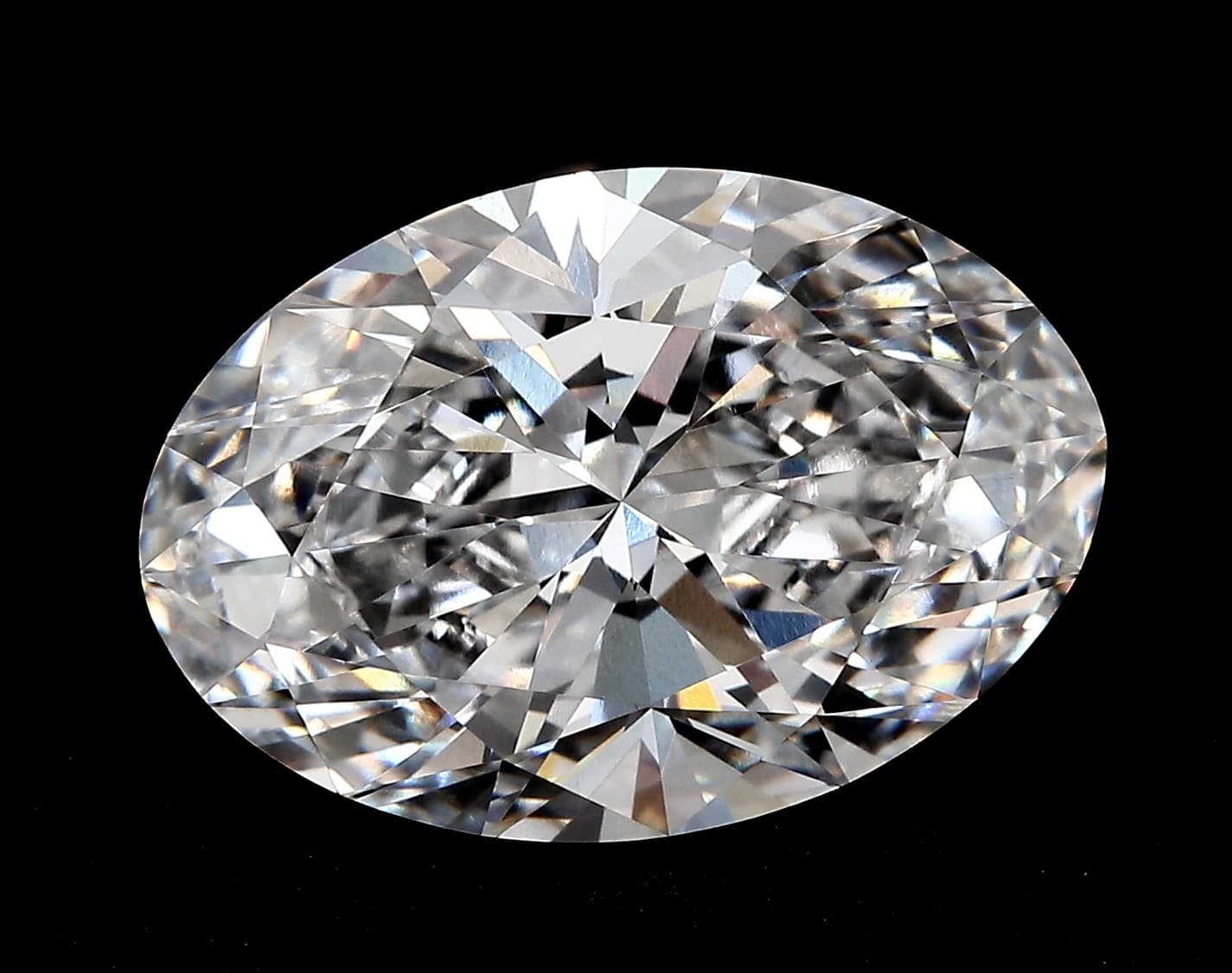 9.01ct | Oval | F | VVS2 | Excellent